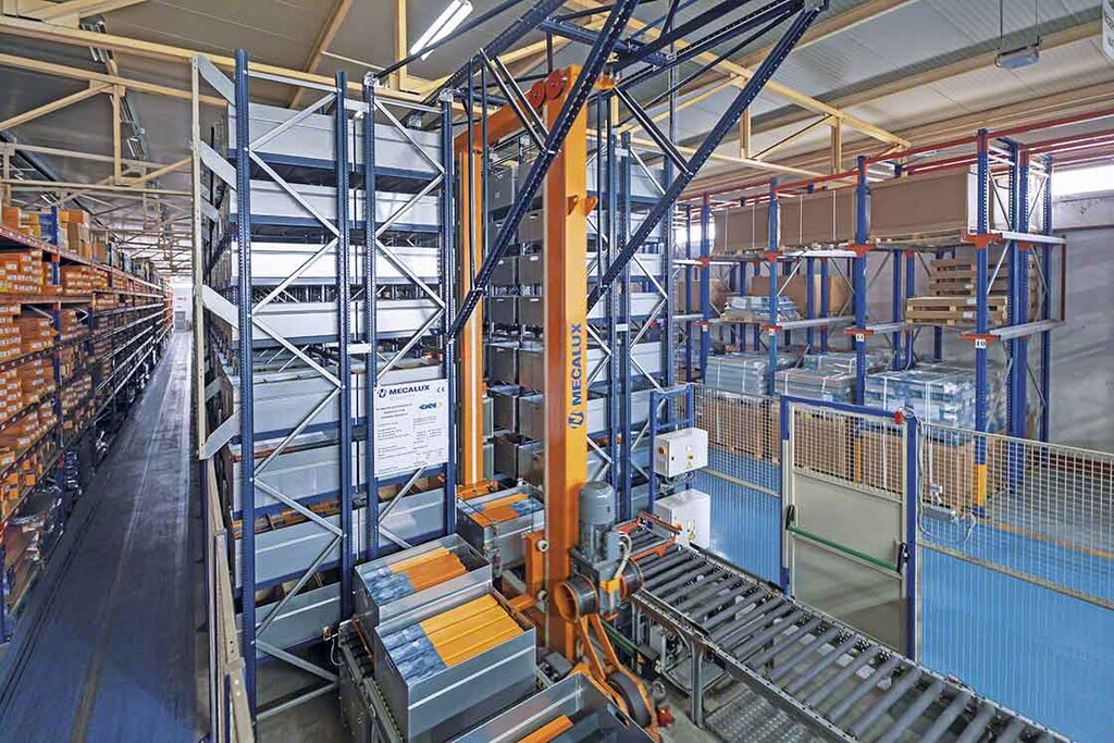 GKN Driveline dispose de deux entrepôts automatisés pour bacs afin de gérer les stocks de production et de distribution