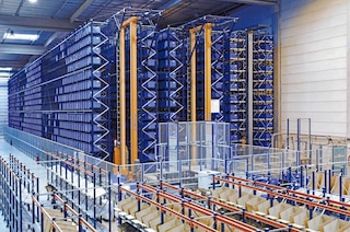LEs différents types d'entrepôts automatisés répondent à des besoins logistiques spécifiques LEs différents types d'entrepôts automatisés répondent à des besoins logistiques spécifiques