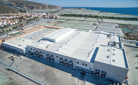 La coopérative Granada La Palma intègre deux nouveaux entrepôts de grande capacité dans son centre de production