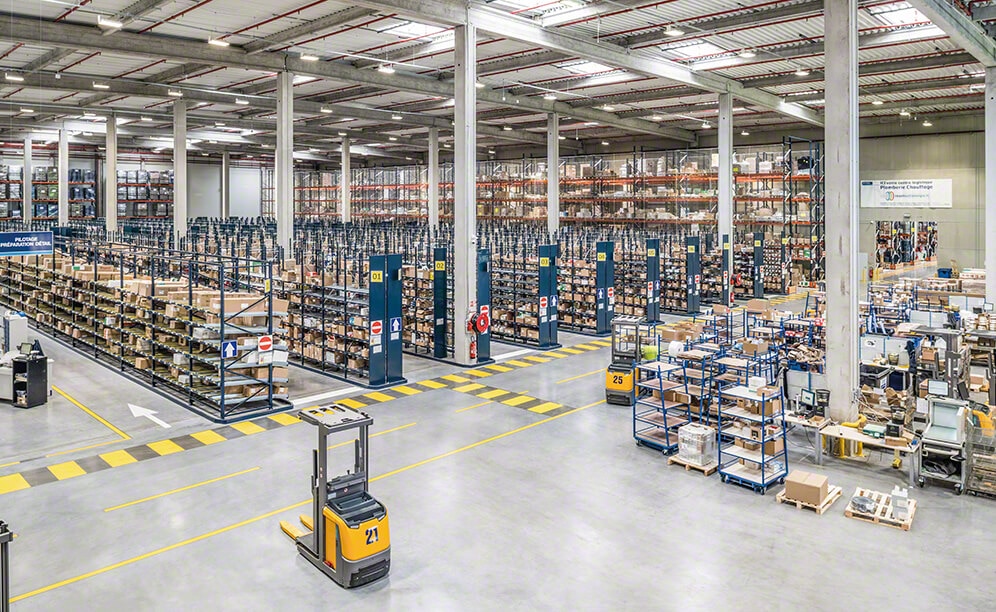 Le distributeur de matériel électrique Rexel inaugure un entrepôt en France Le distributeur de matériel électrique Rexel inaugure un entrepôt en France
