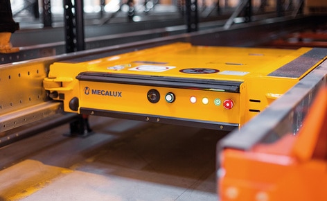 Gémo, distributeur spécialisée dans la mode, associe Pallet Shuttle semi-automatique à haute densité, rayonnages à palettes et étagères pour picking afin d'augmenter ses performances Gémo, distributeur spécialisée dans la mode, associe Pallet Shuttle semi-automatique à haute densité, rayonnages à palettes et étagères pour picking afin d'augmenter ses performances