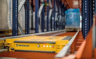 Entrepôt de Laticínios Bela Vista au Brésil avec des produits laitiers Entrepôt de Laticínios Bela Vista au Brésil avec des produits laitiers